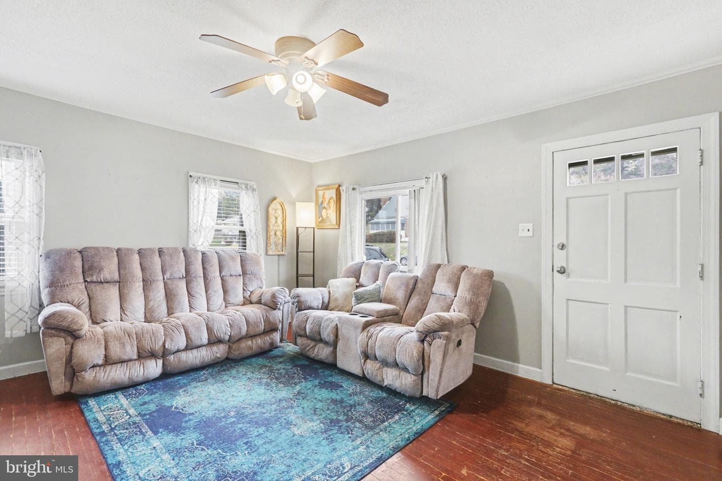 1330 Canterbury Lane photo 9