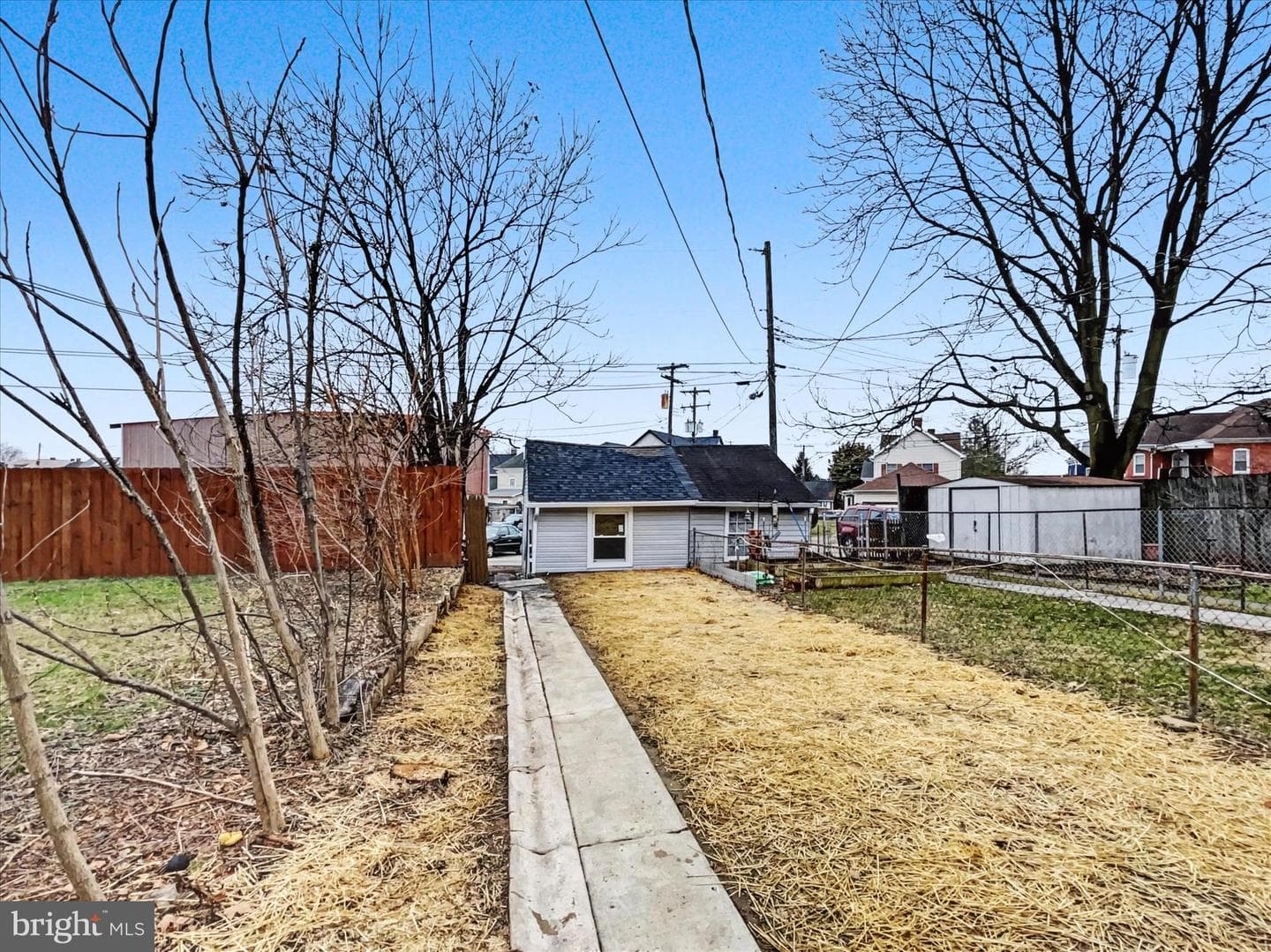 126 3rd St photo 20
