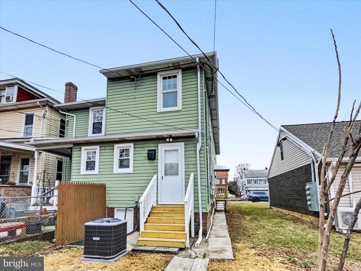 126 3rd St photo 22