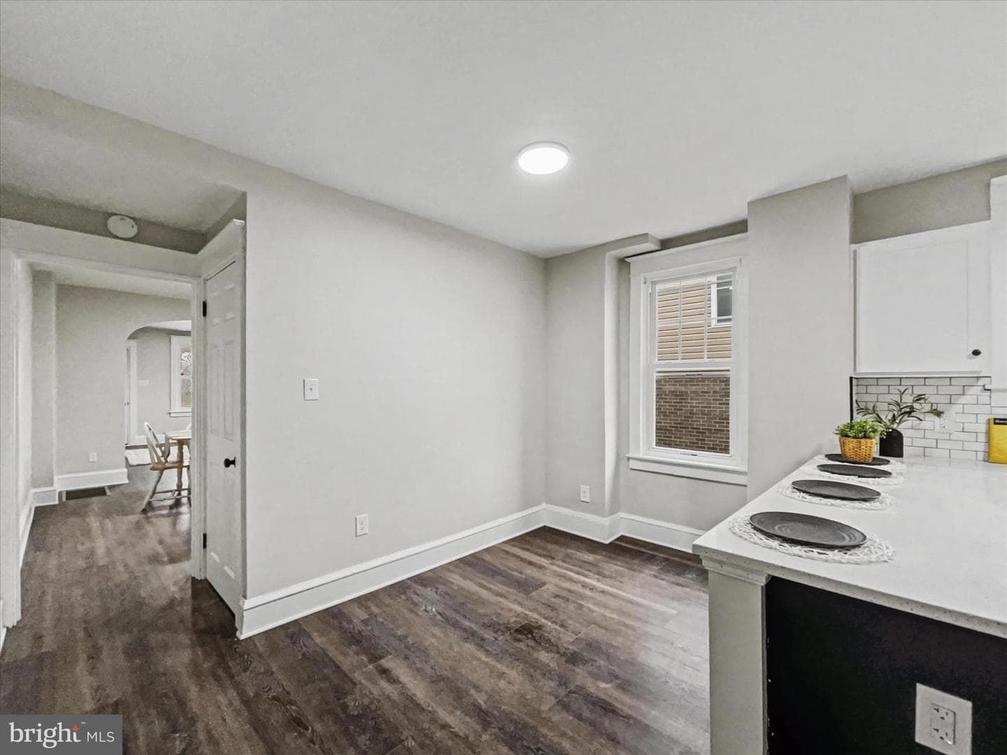 126 3rd St photo 8