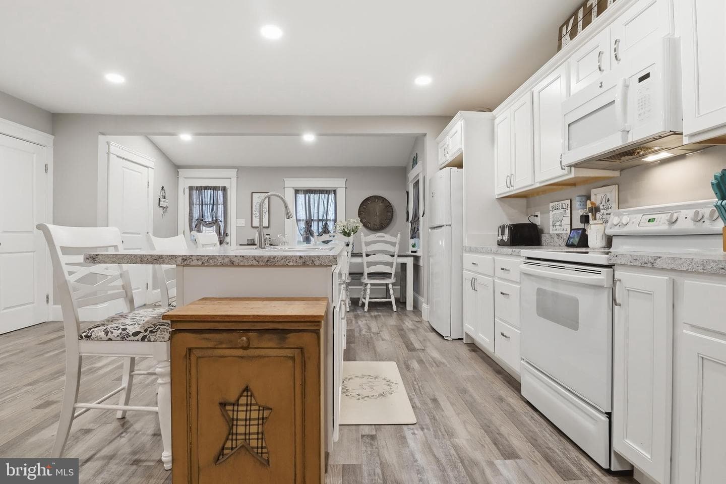 538 York Street photo 10