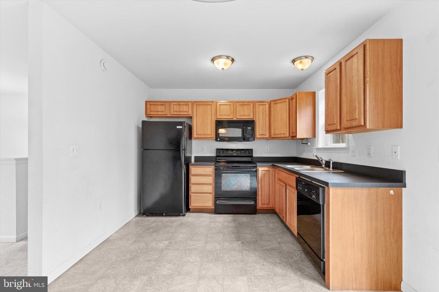 470 York Road photo 11