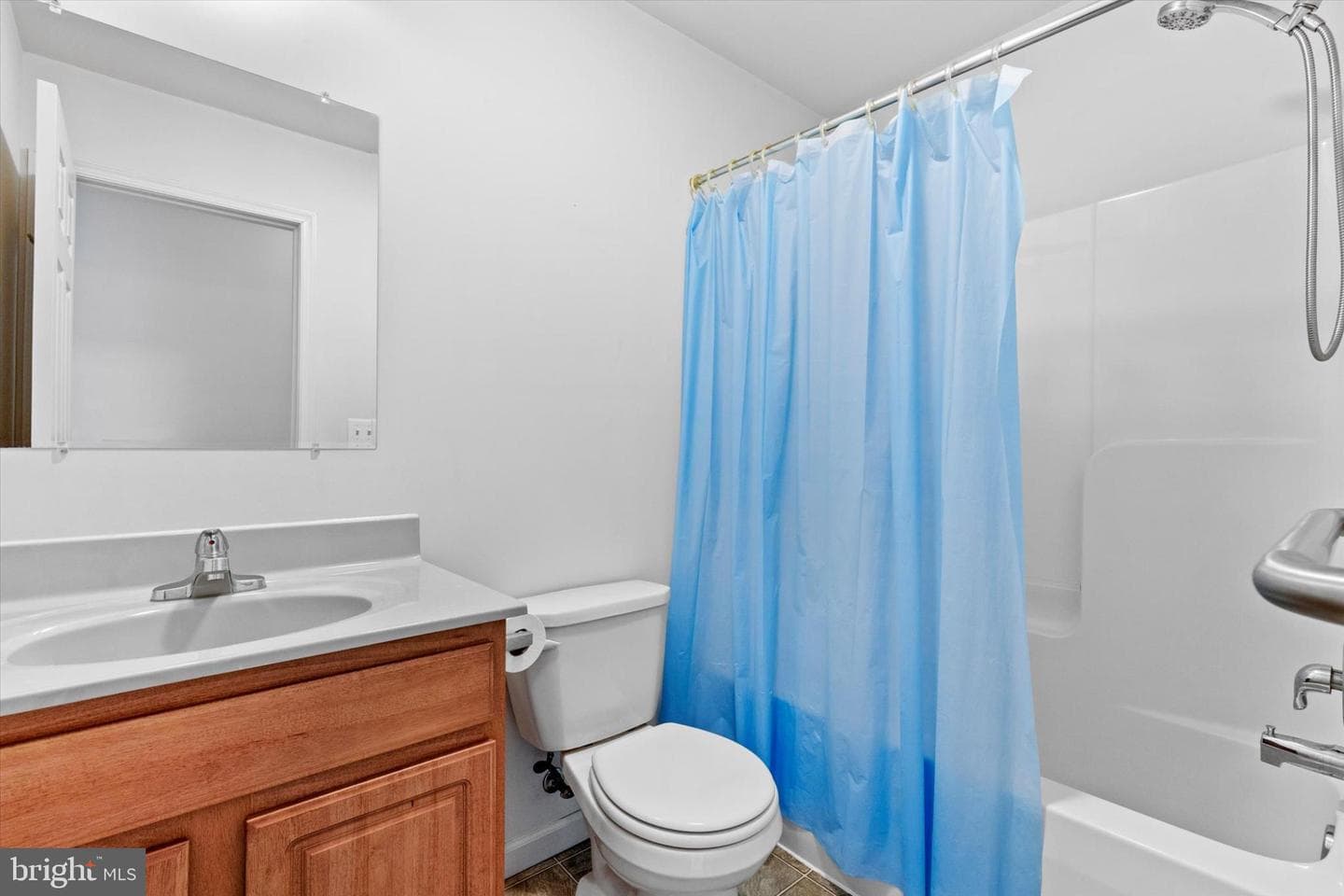 470 York Road photo 16