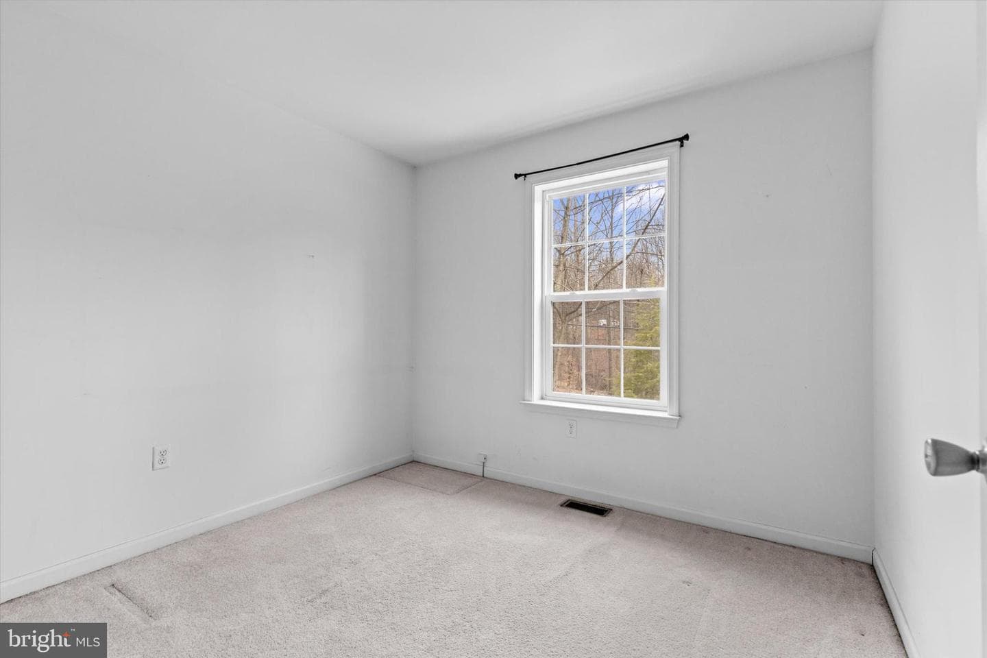 470 York Road photo 22