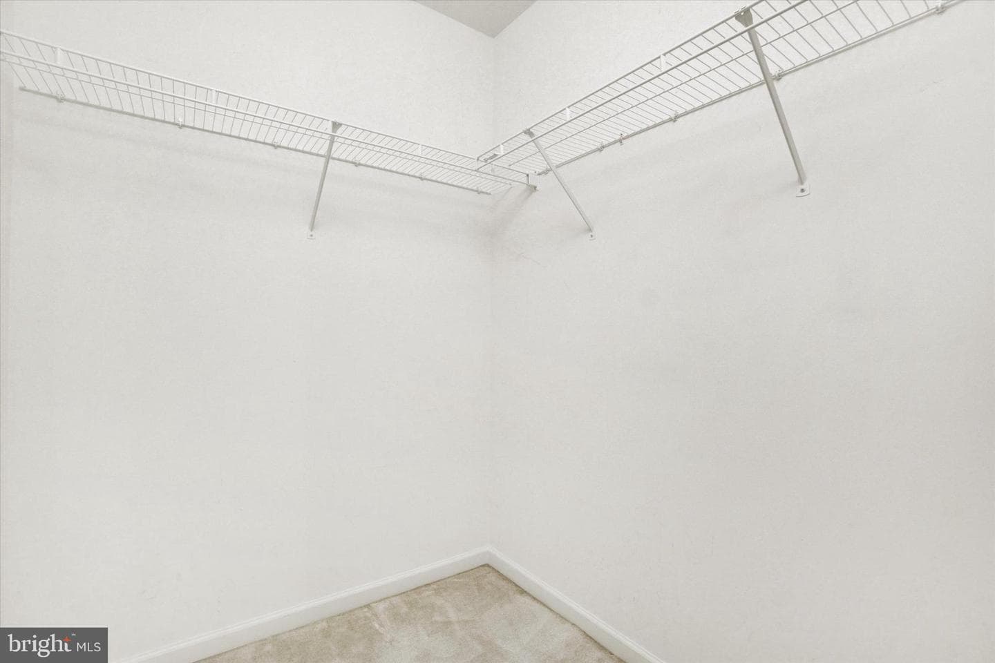 590 Thomas Armor Drive photo 22