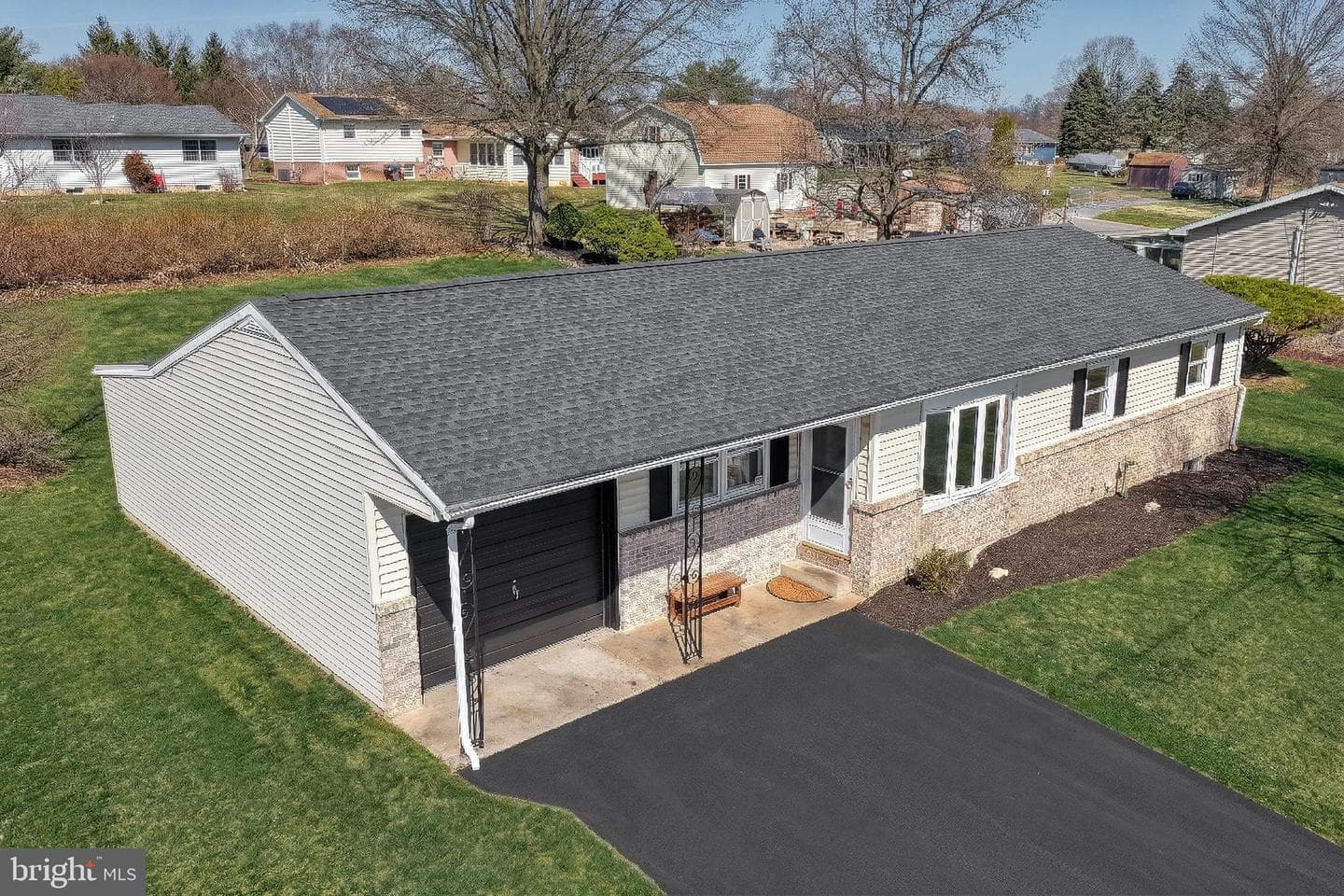 2707 Emig Mill Road photo 1