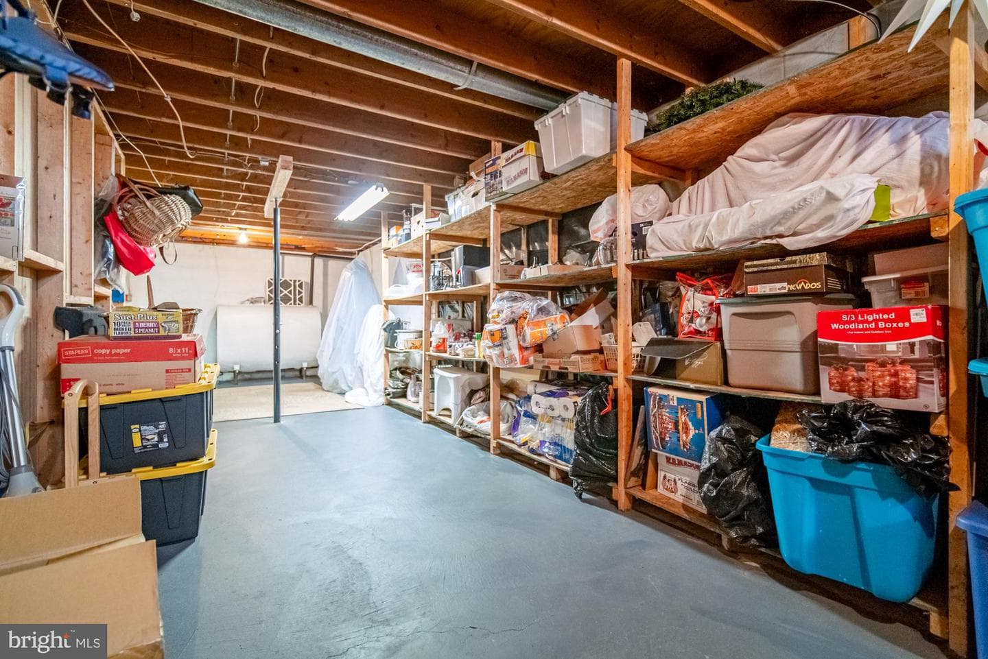 864 Elham Drive photo 32