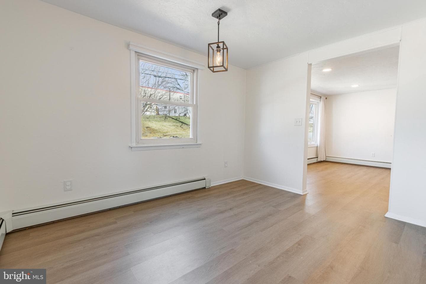 282 E Broadway photo 9