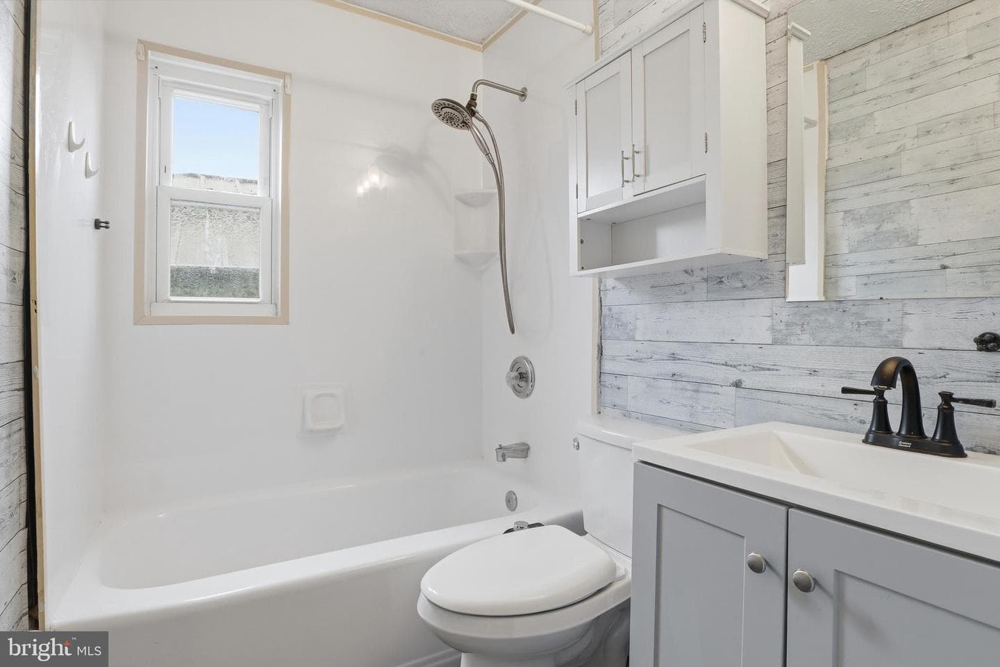 139 Sylvan Drive photo 10