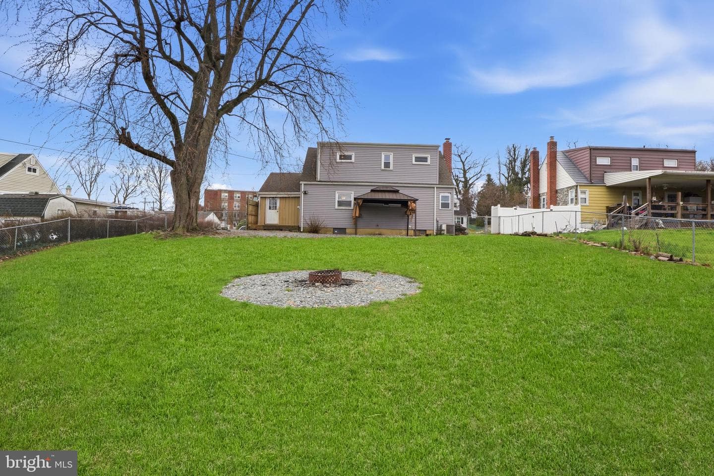 139 Sylvan Drive photo 39