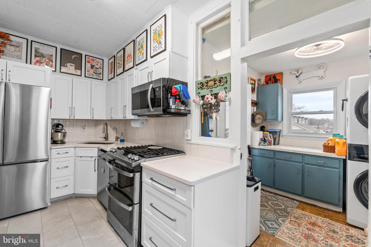 25 E Franklin Street photo 17