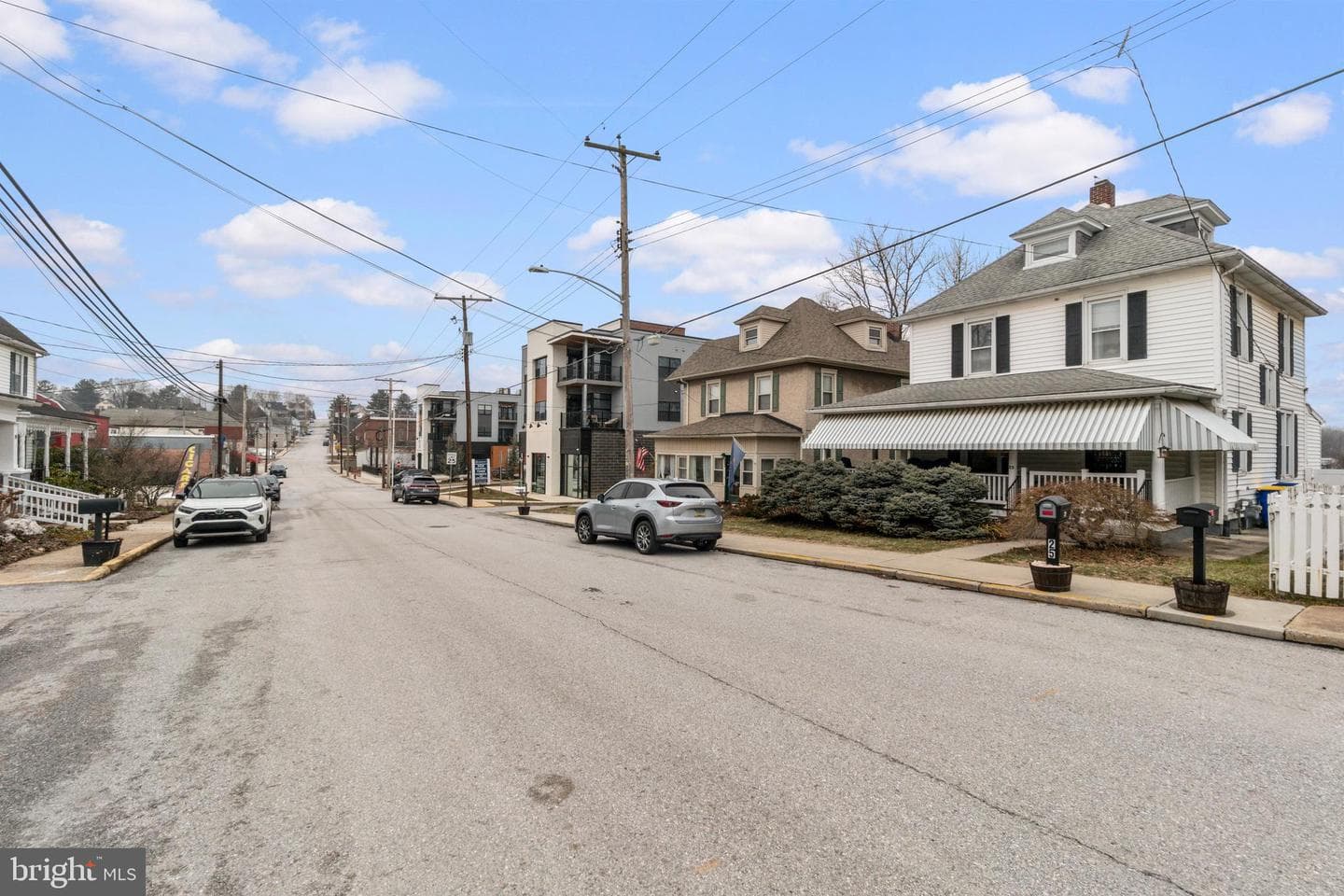 25 E Franklin Street photo 37