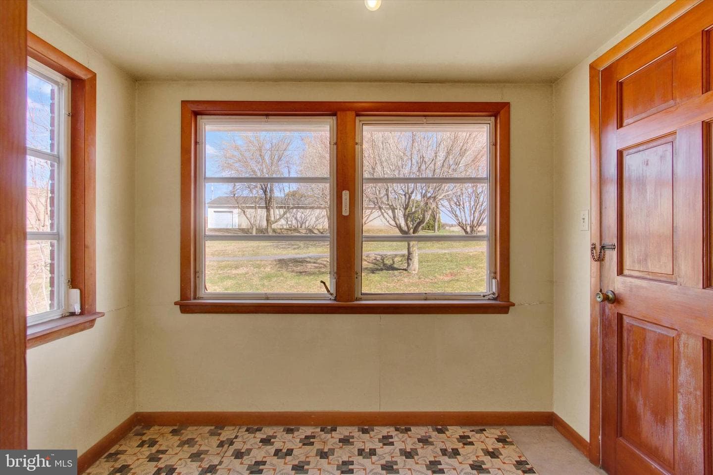 5170 Glen Echo Road photo 11