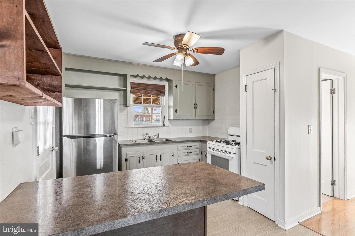 317 Greystone Road photo 12