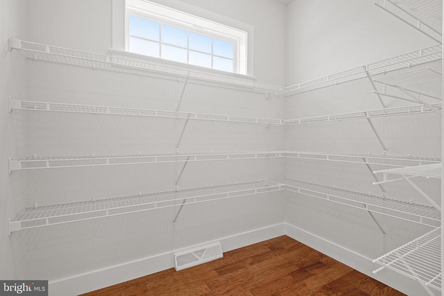502 Winding Way #windsor Model photo 22