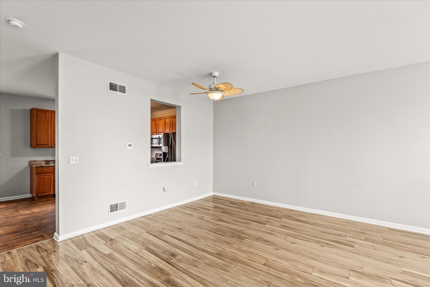 505 Marion Road photo 10
