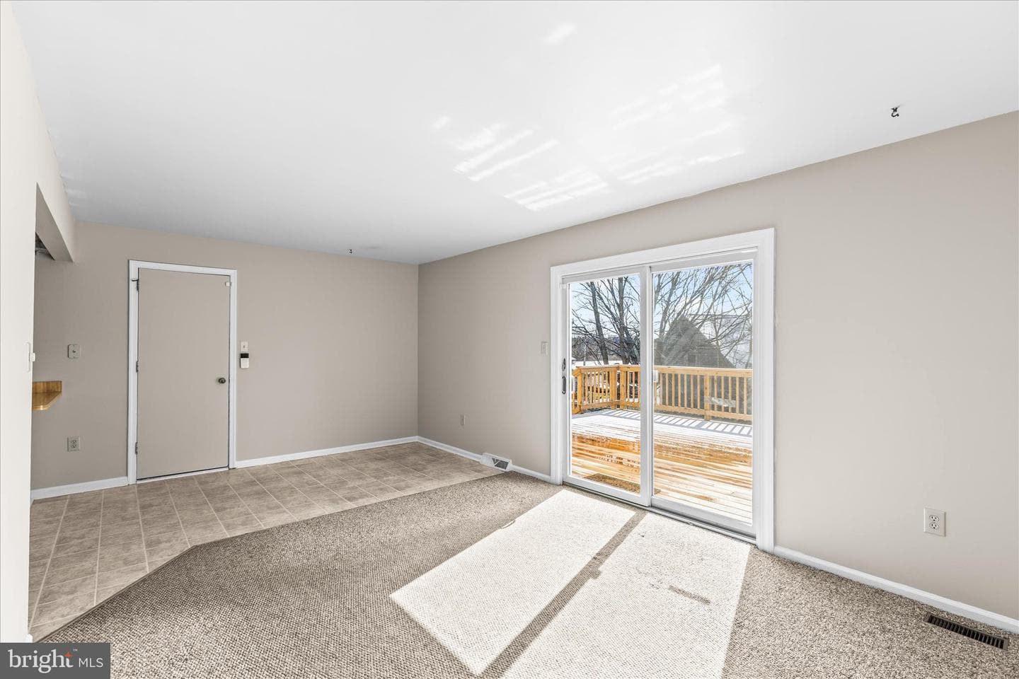 686 Cortland Drive photo 13