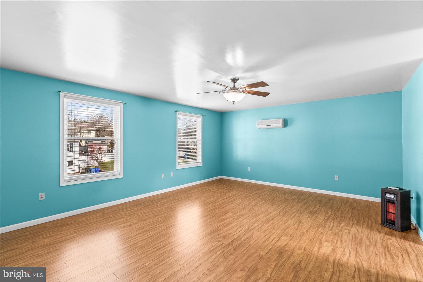 686 Cortland Drive photo 17