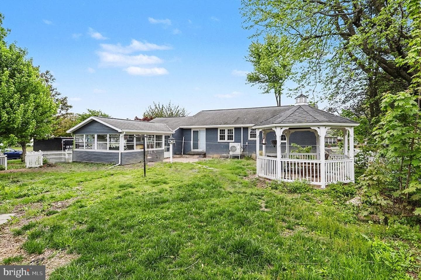 212 Barcroft Road photo 16