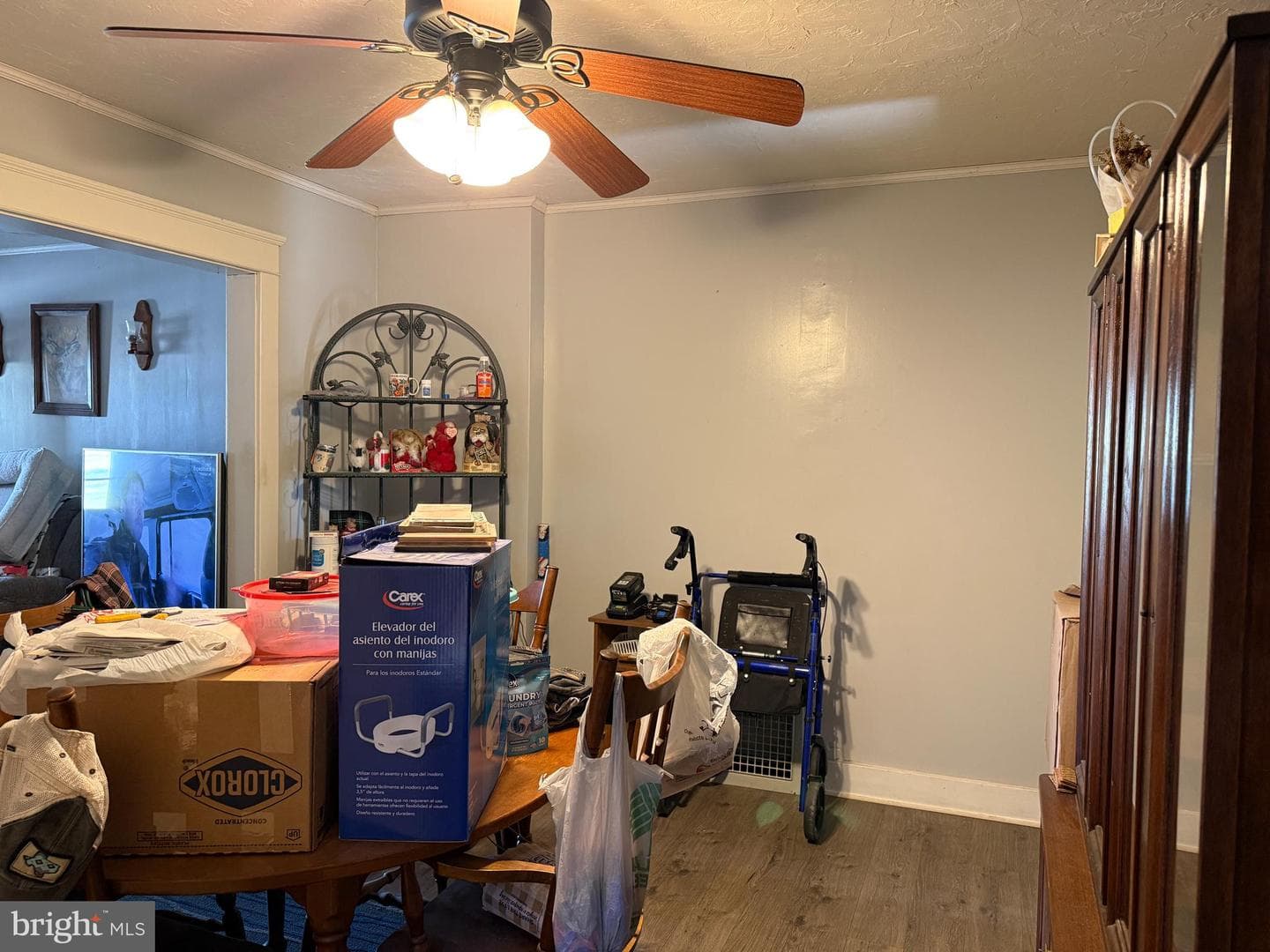 547 Mcallister Street photo 9