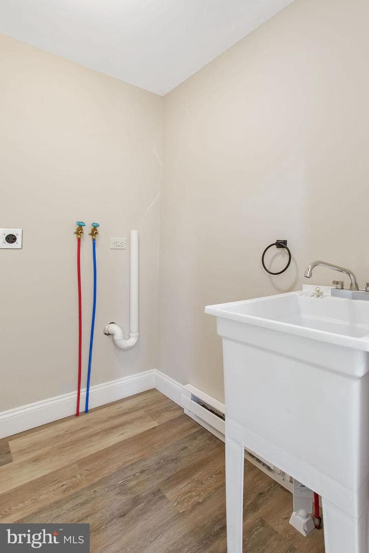 211 Fulton Street photo 10