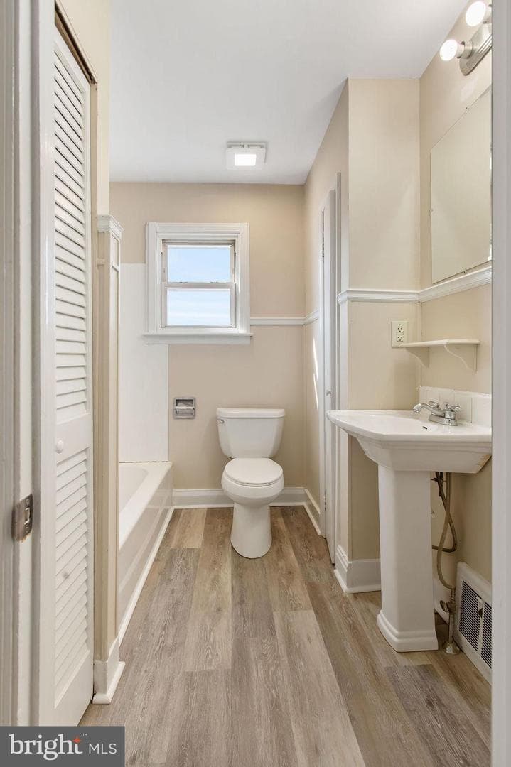 211 Fulton Street photo 18