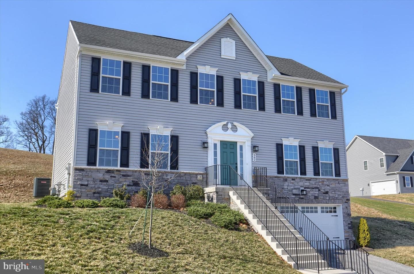 562 Monocacy Trail, Spring Grove