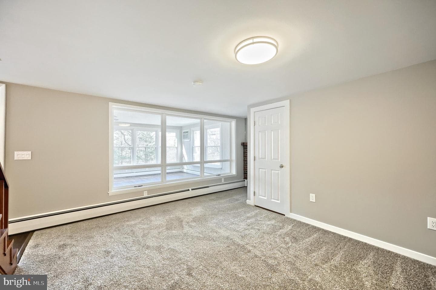905 Chambers Road photo 31