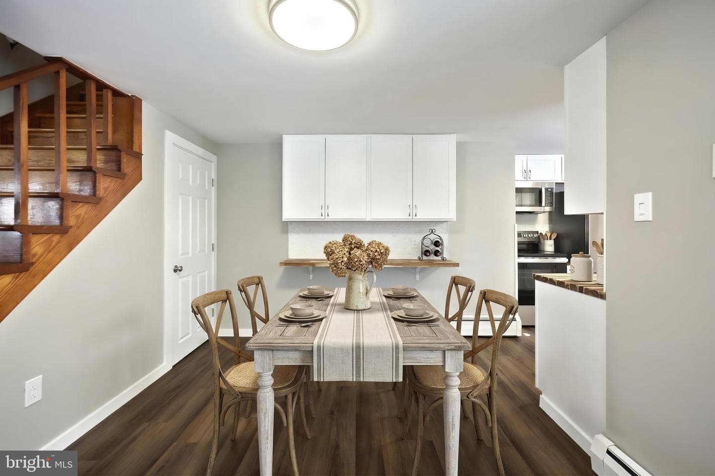 905 Chambers Road photo 7