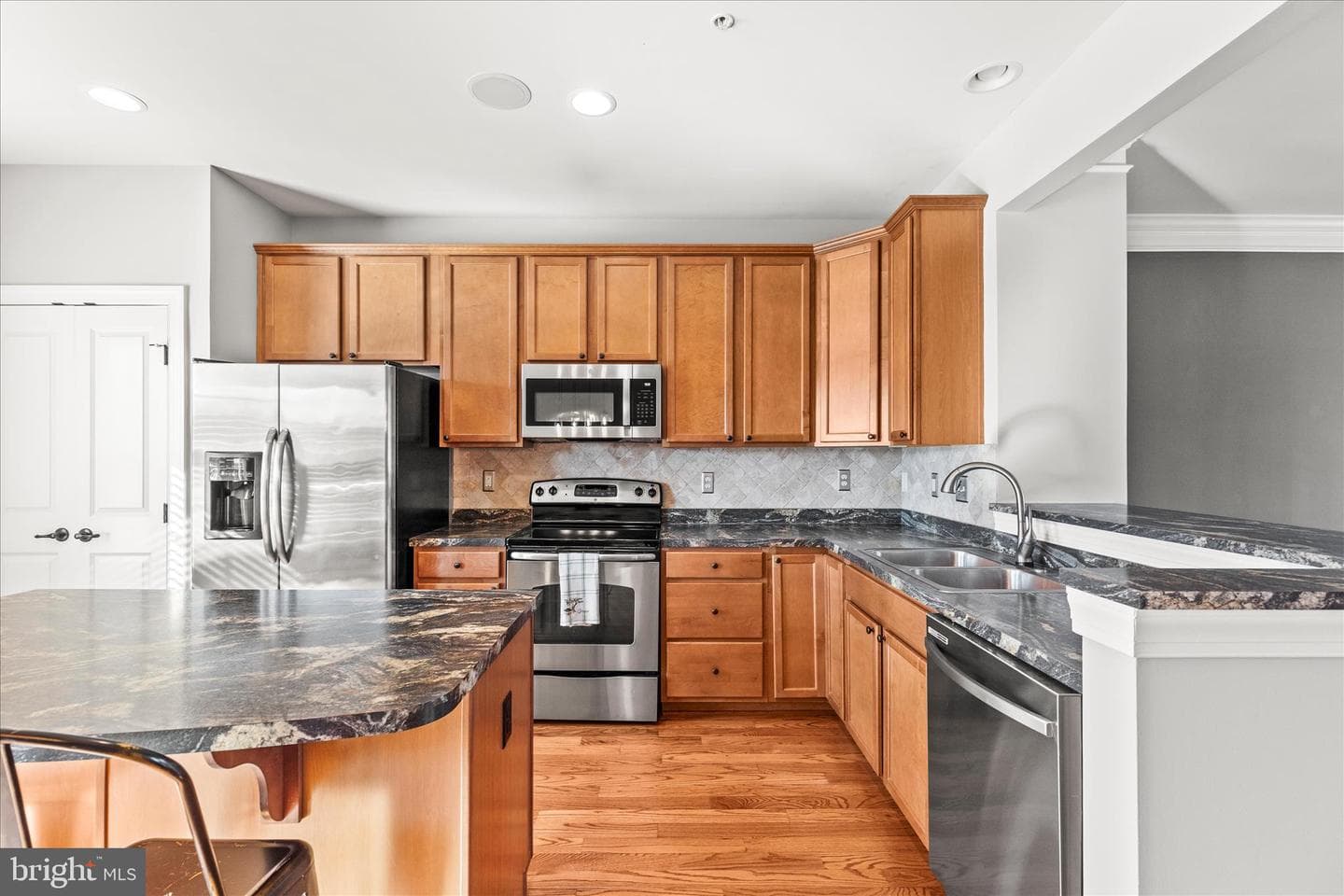 854 Blossom Drive photo 16
