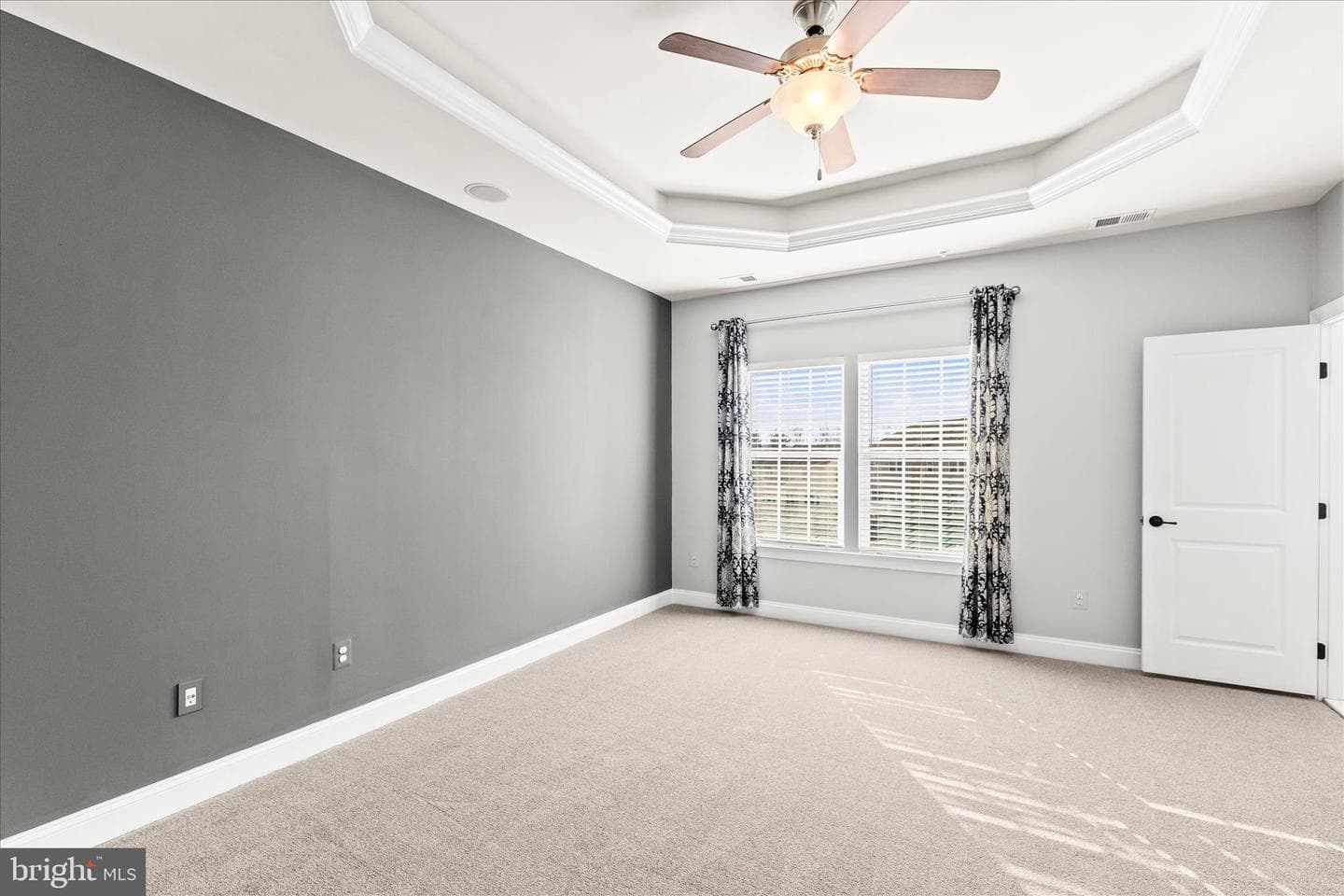 854 Blossom Drive photo 18