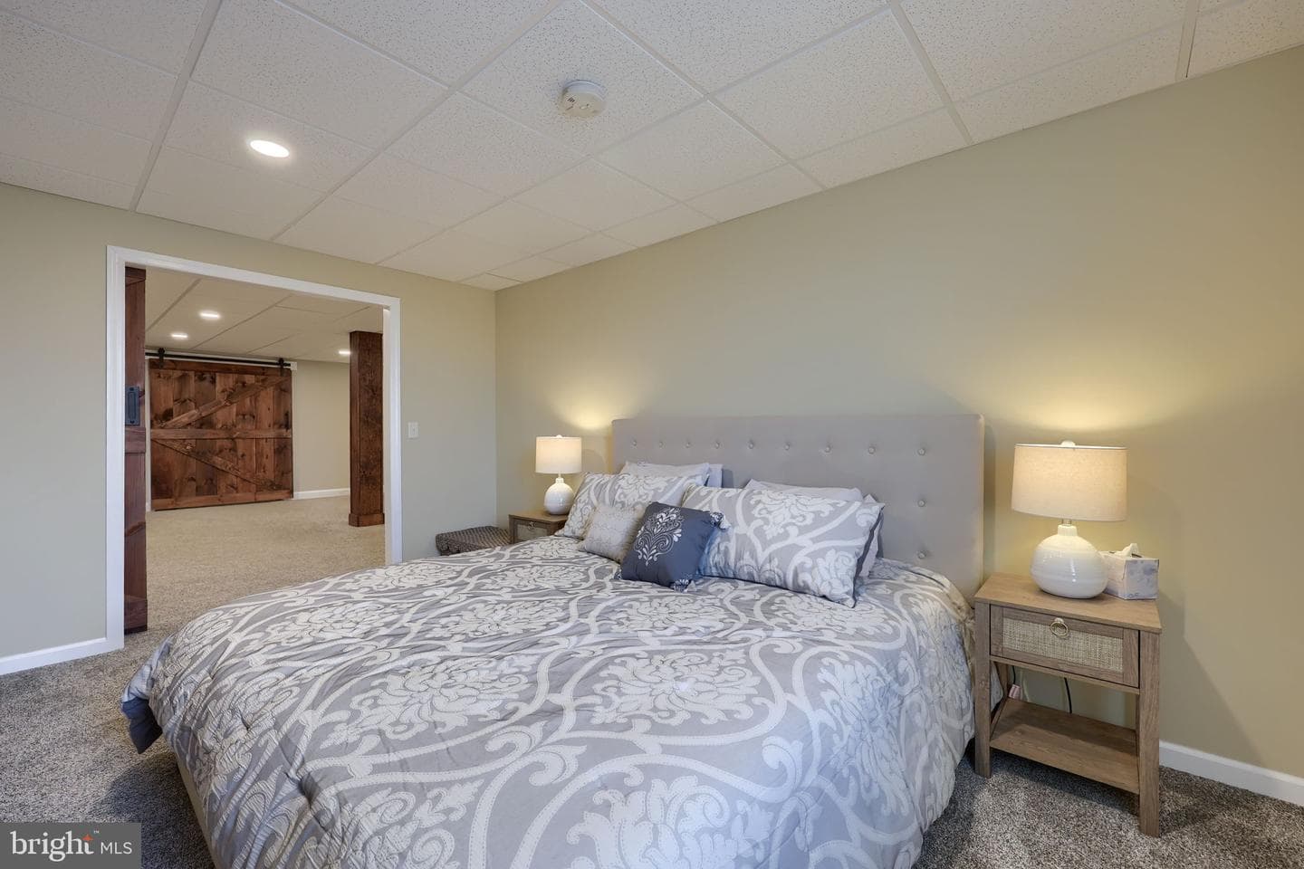 8 Ivanhoe Lane photo 66