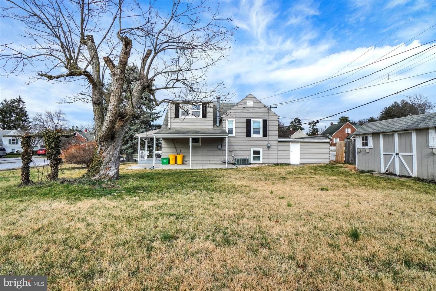 720 Elm Terrace photo 18