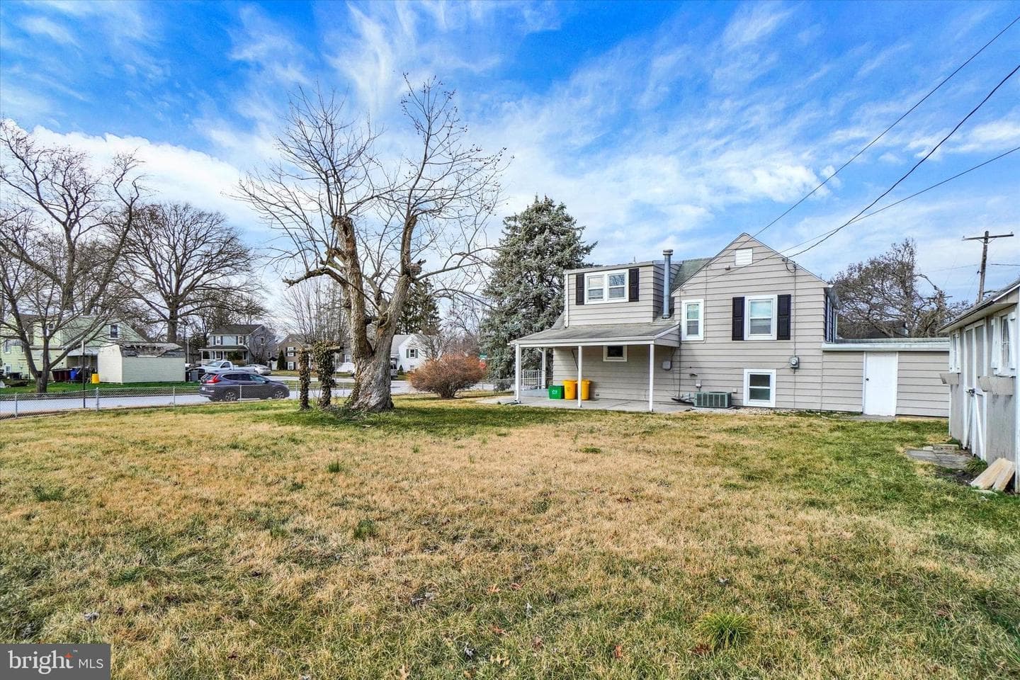 720 Elm Terrace photo 19