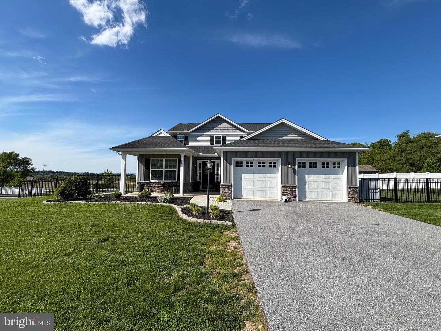100 Eagle Rd, Dillsburg