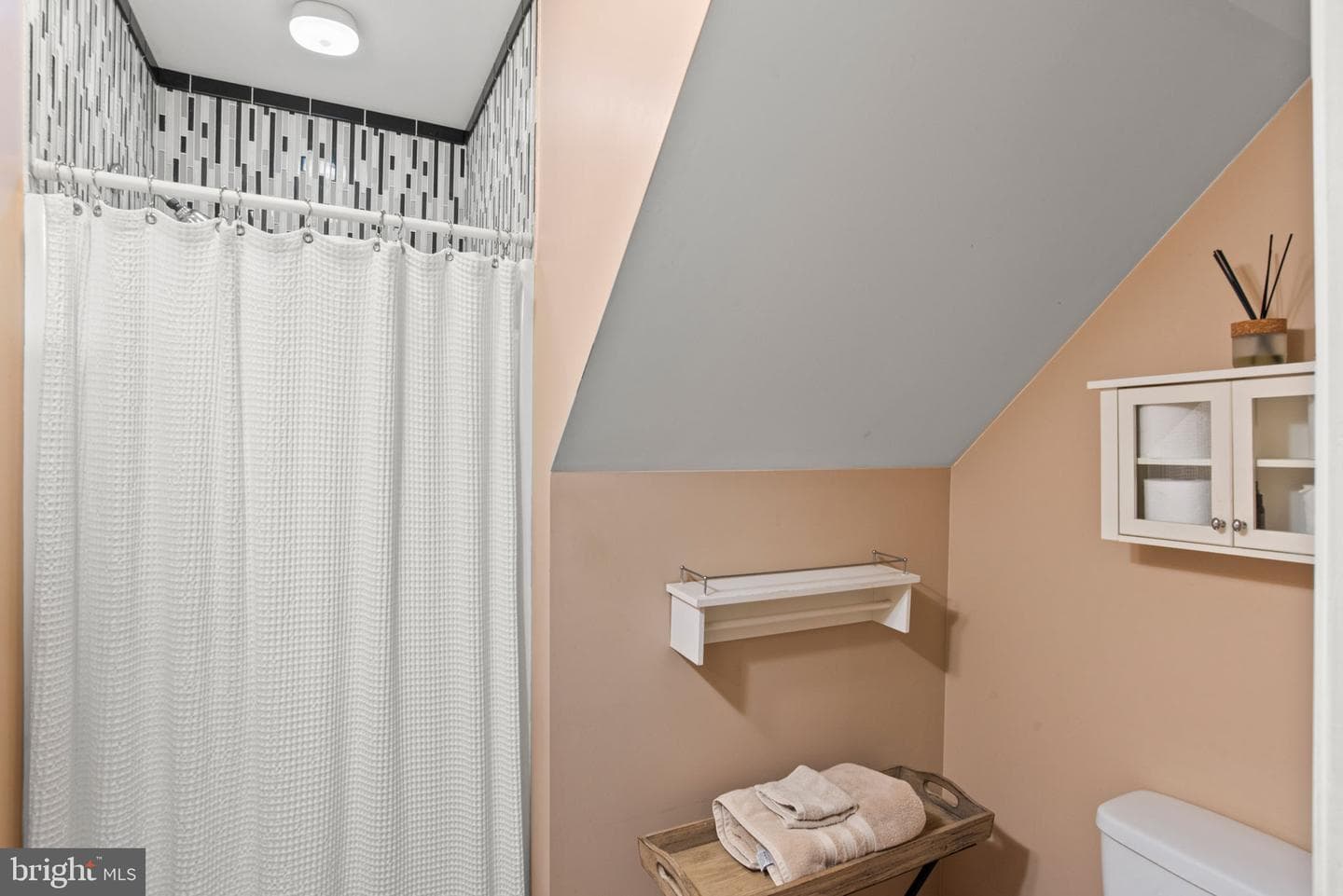 35 Hemlock Lane photo 25