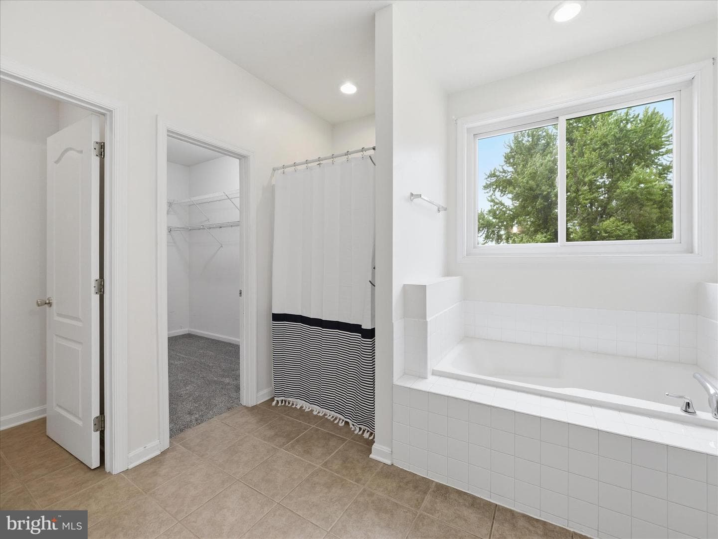 104 Frogtown Road photo 19