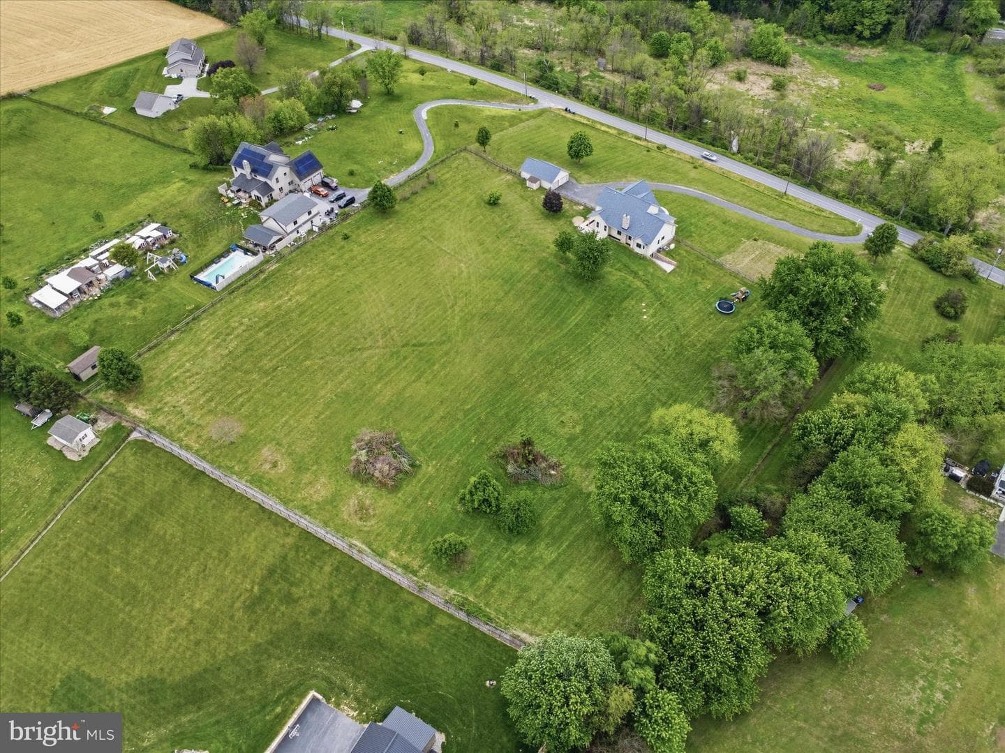 104 Frogtown Road photo 52