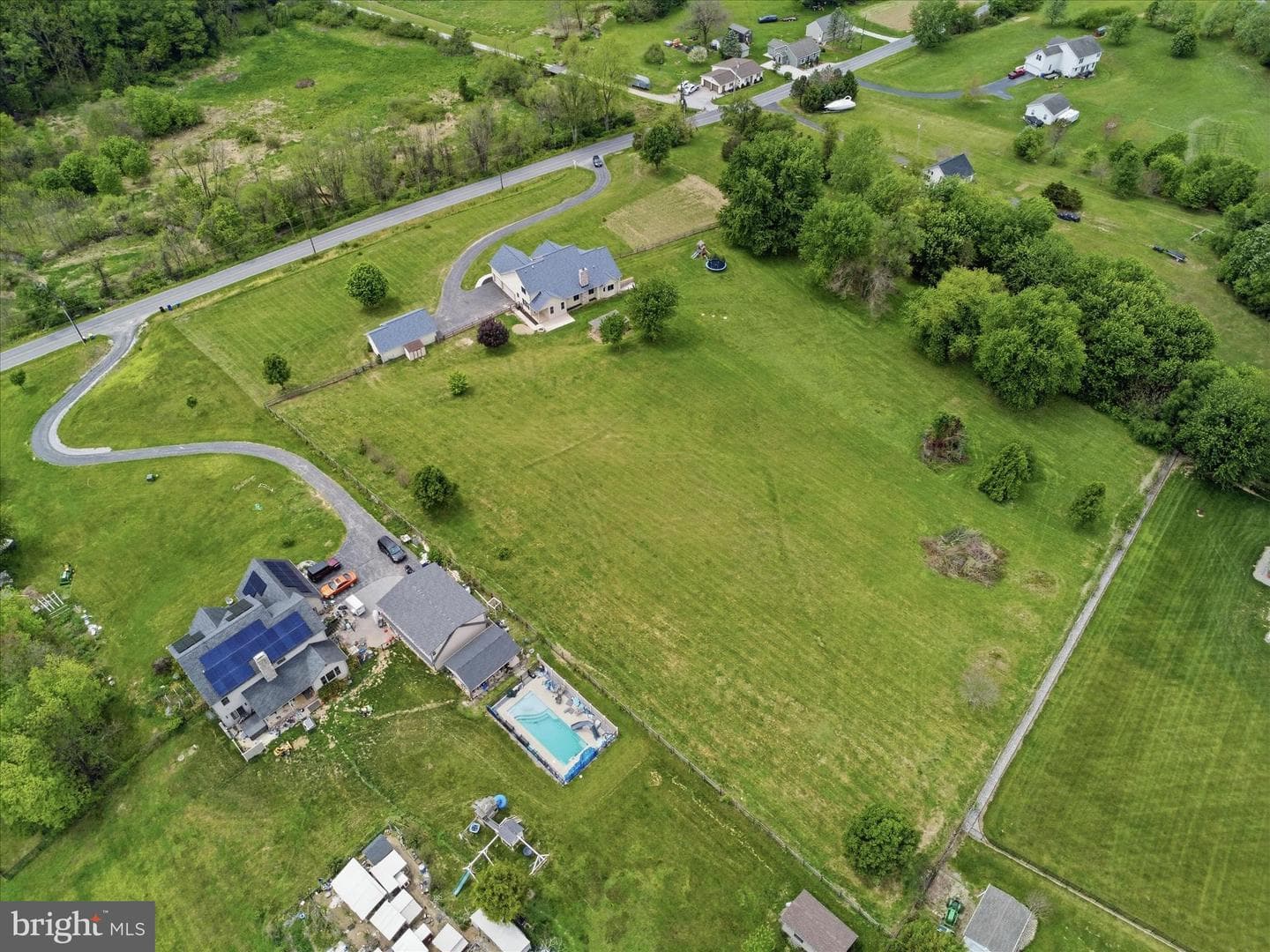 104 Frogtown Road photo 55