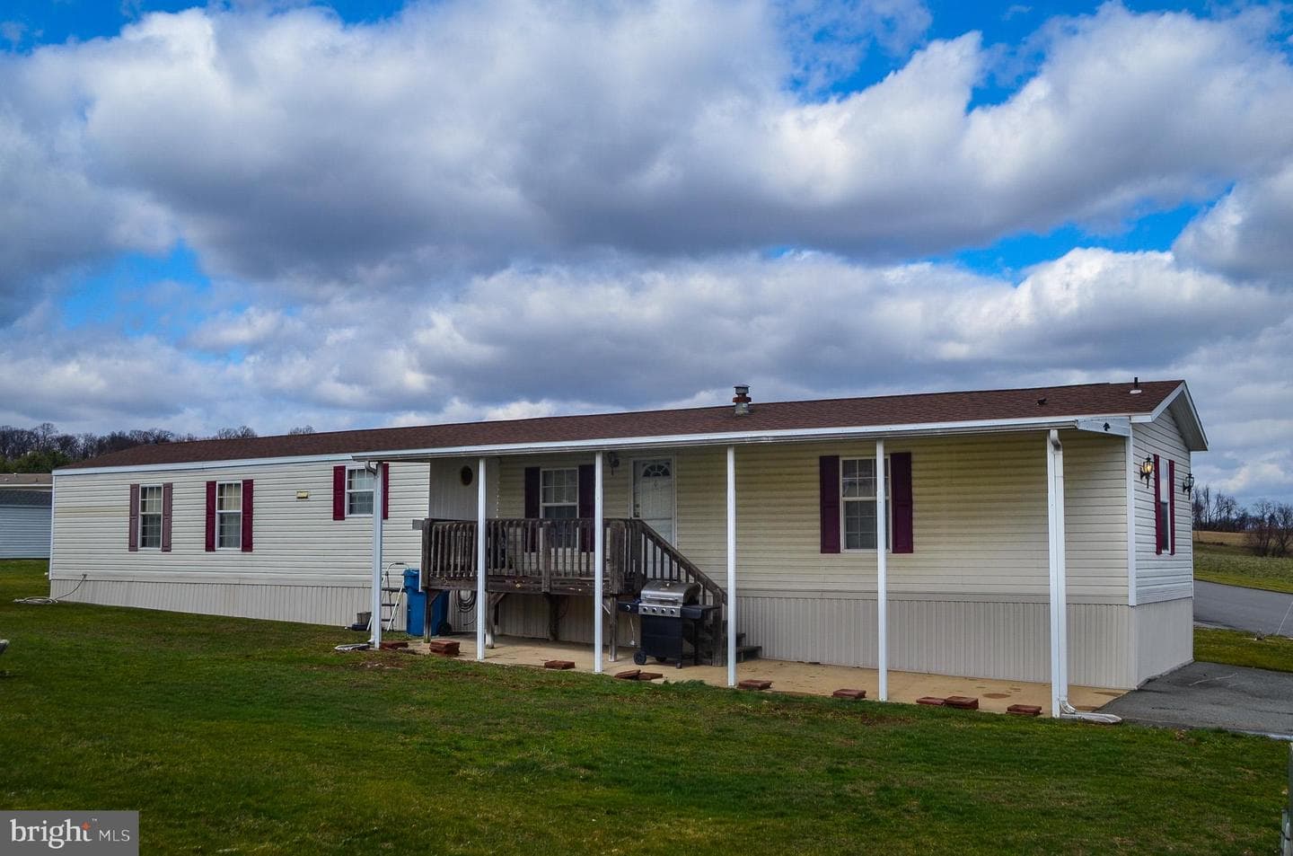 252 James Way photo 28