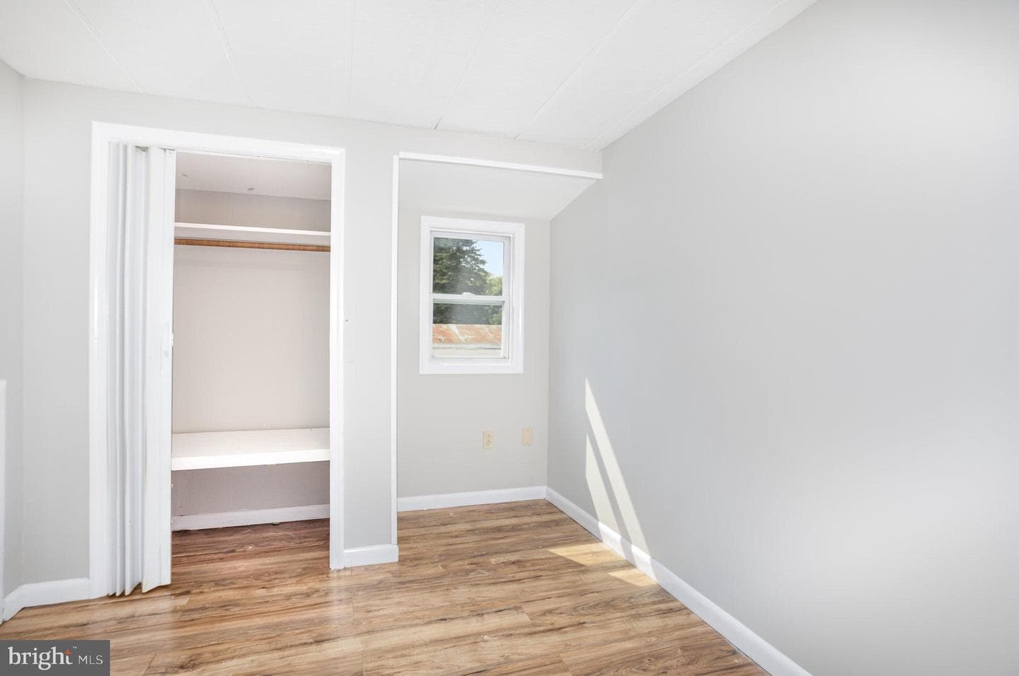 40 Meadowbrook Court photo 14