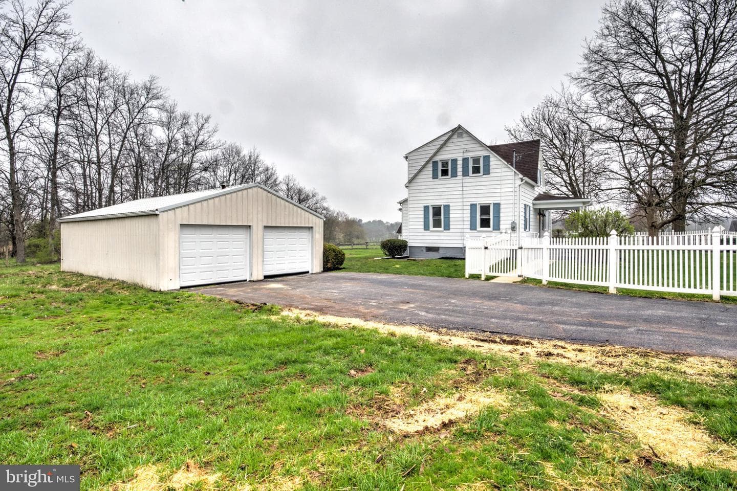1965 Greenbriar Road photo 35