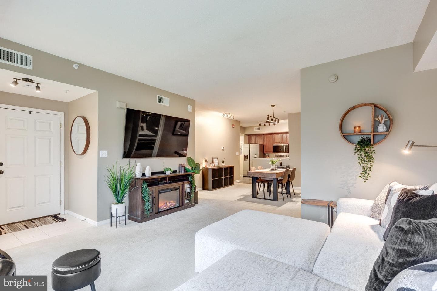 304 N Marshview Road #304 photo 5