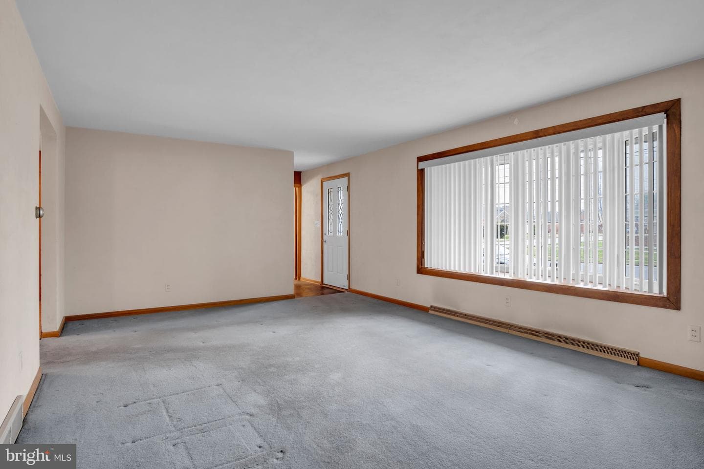 301 E Elm Avenue photo 10