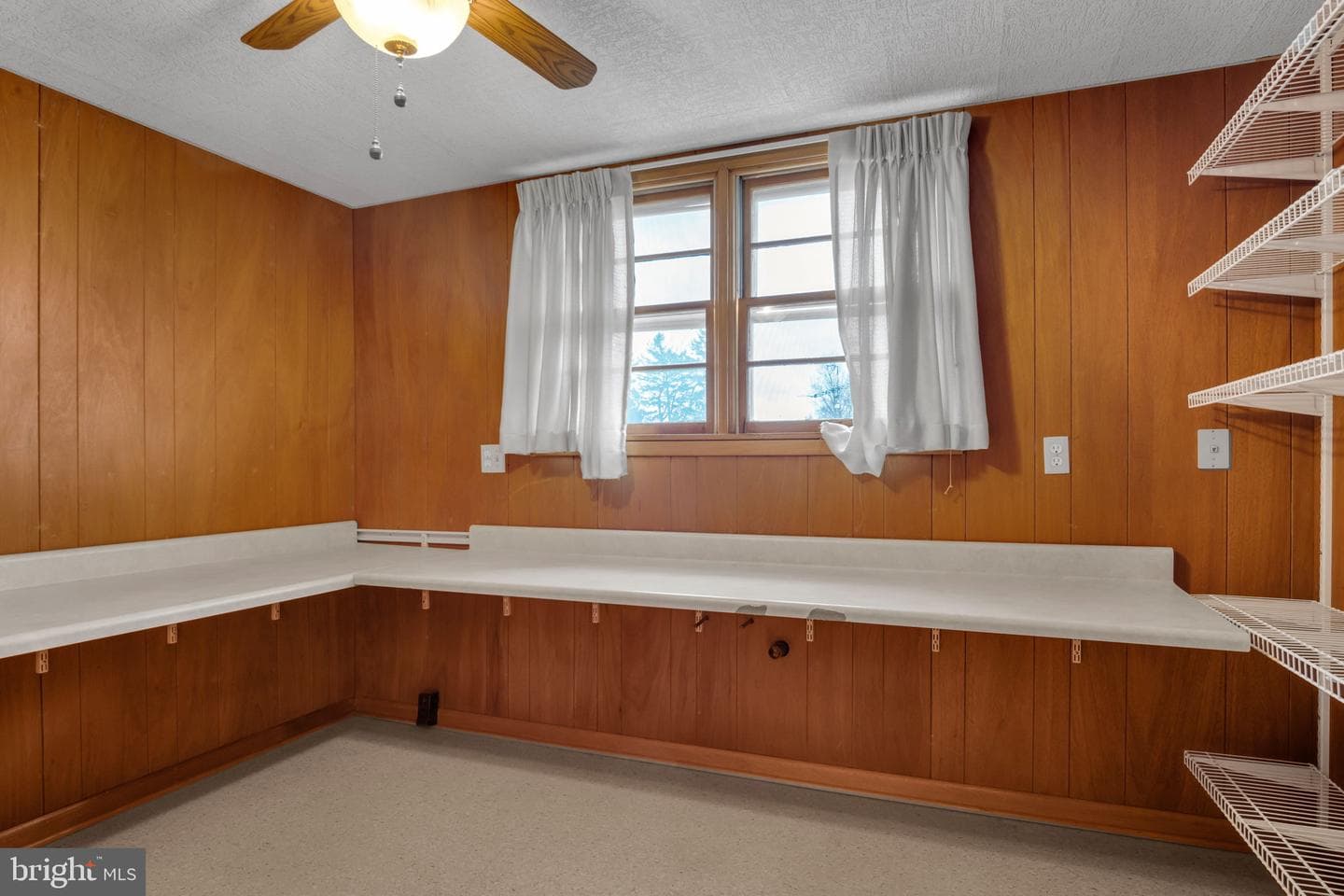 301 E Elm Avenue photo 24