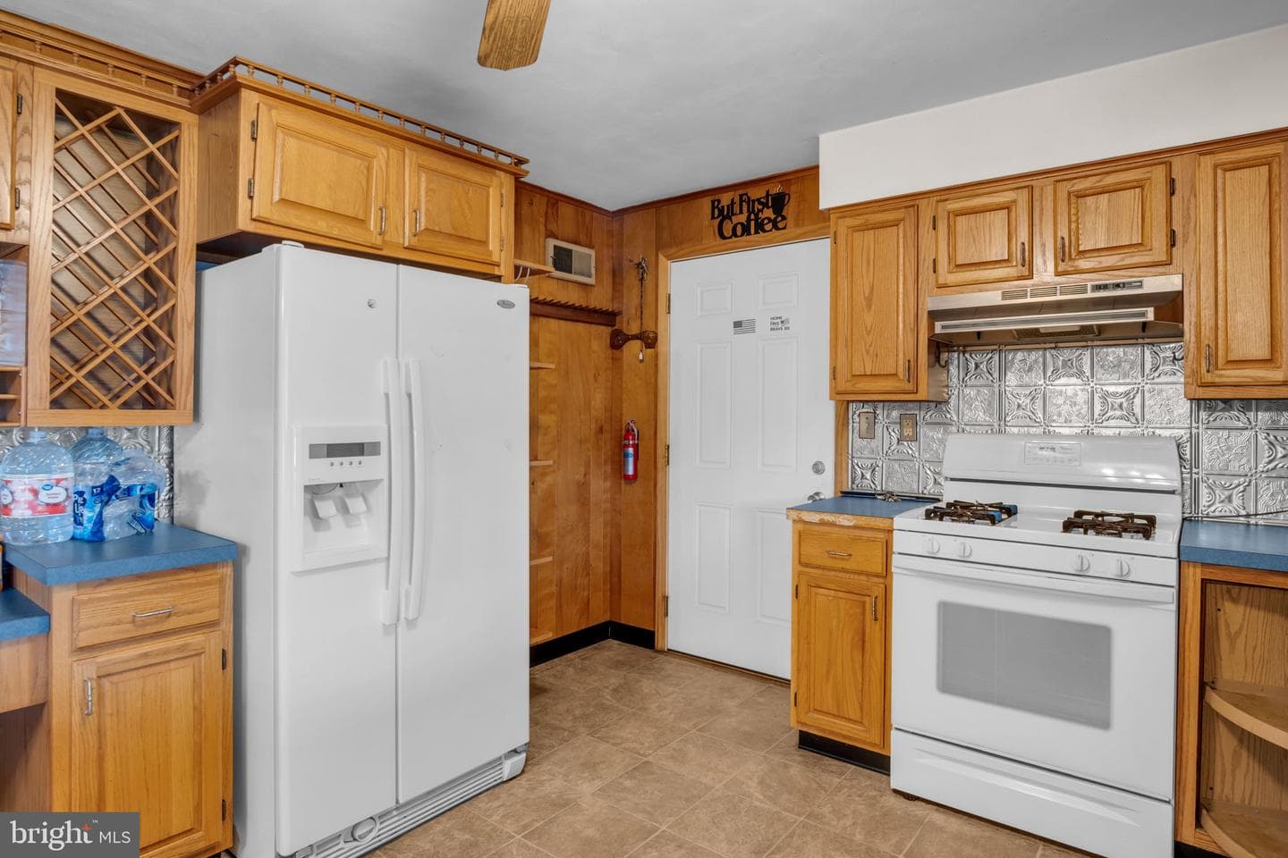 301 E Elm Avenue photo 4