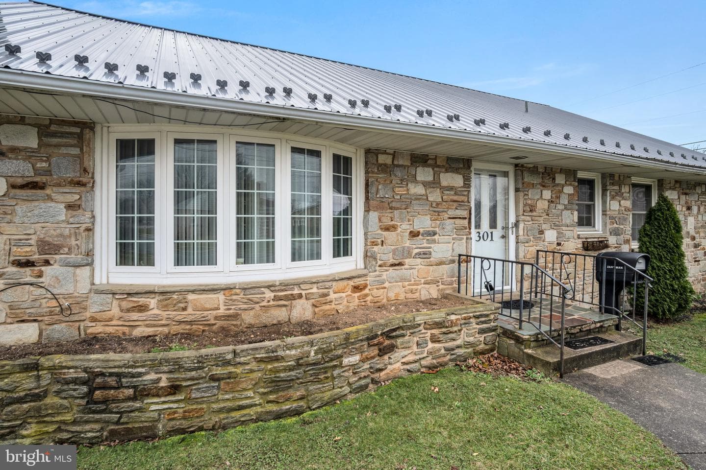 301 E Elm Avenue photo 44