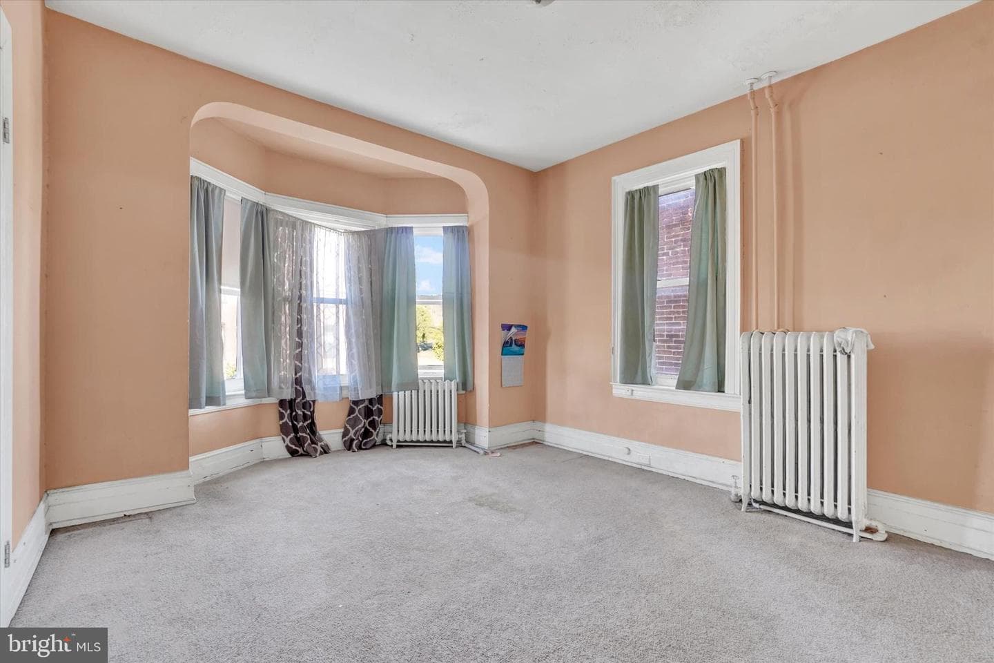 1323 N George Street photo 14