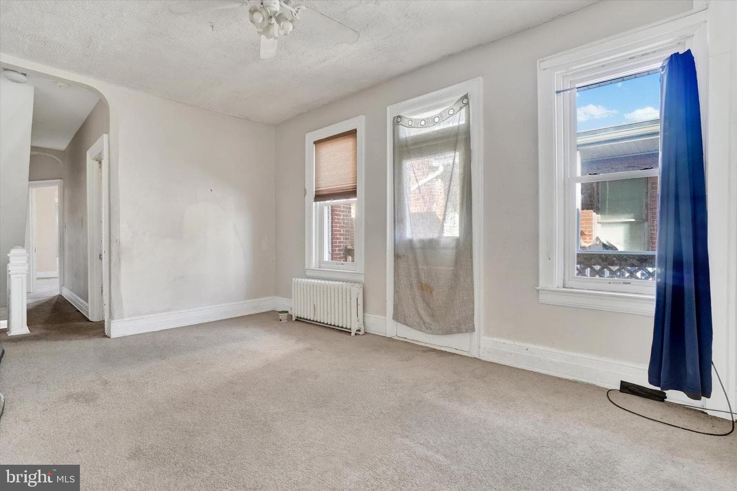 1323 N George Street photo 19