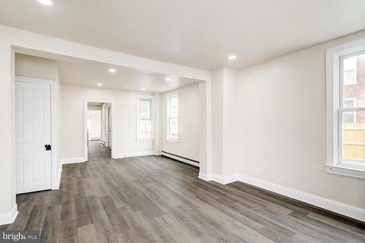 631 S Ogontz Street photo 3